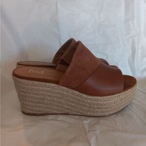 Find Platform Wedge Mules Women's Size 8.5